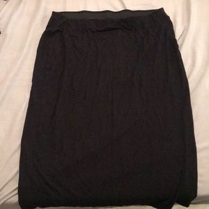 Old Navy Pencil Skirt Black XL • Barely worn